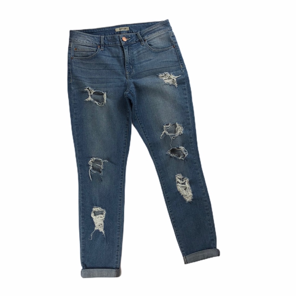 REFUGE Light Wash & Factory Distressed.  Size 8